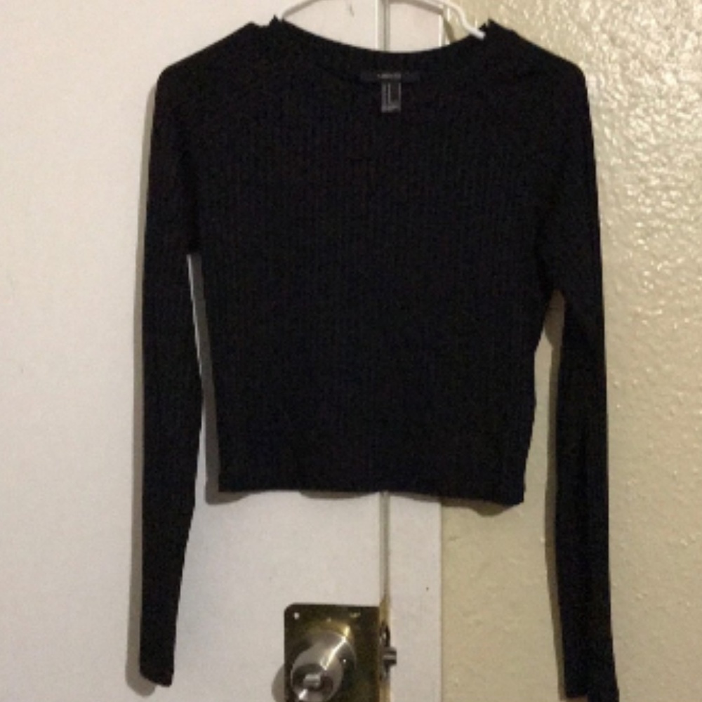 Black crop top